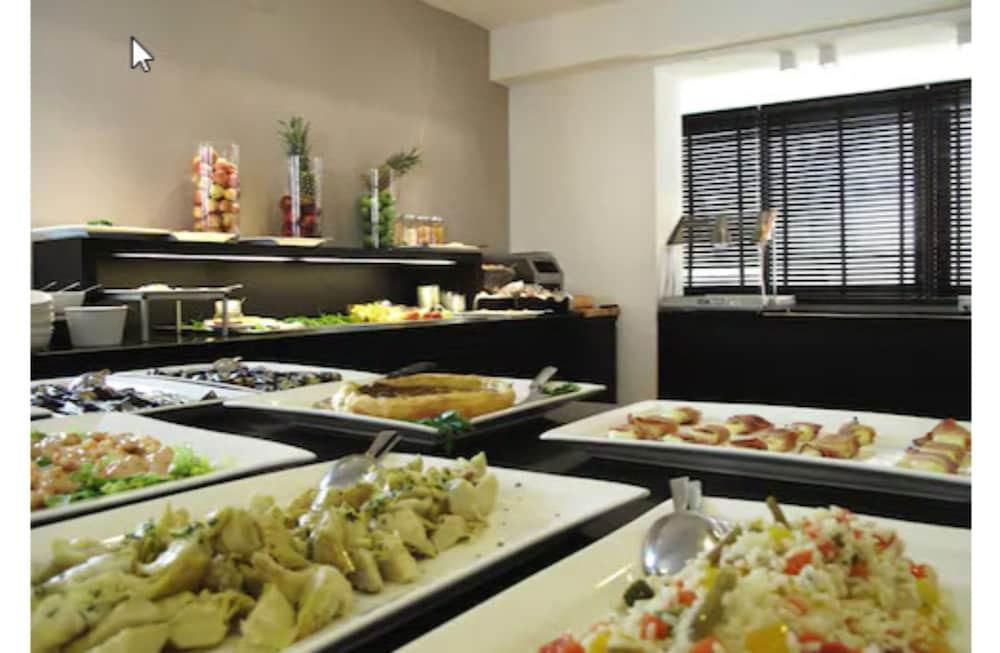 Hotel Ines Cattolica Luaran gambar
